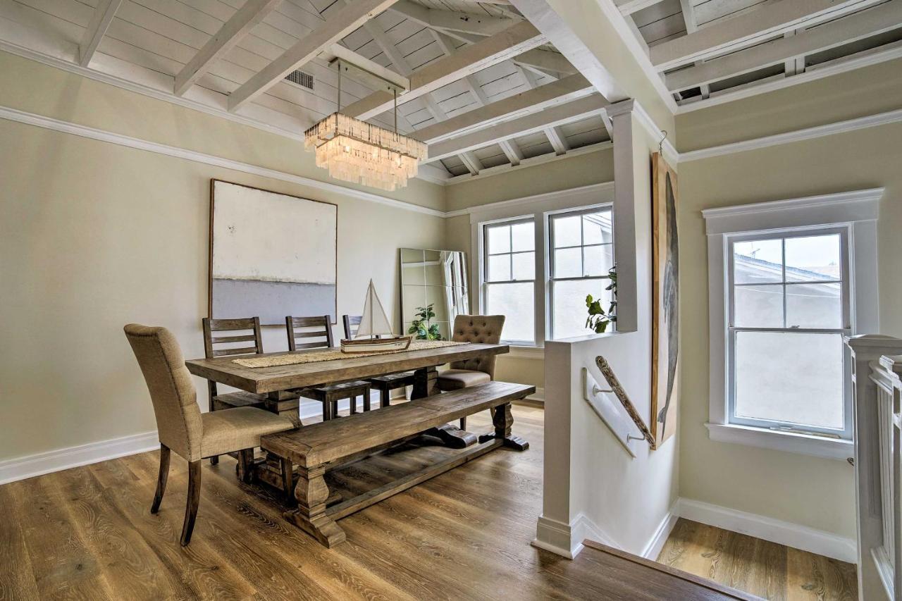 Charming Renovated Avalon Townhome, Walk To Beach! エクステリア 写真