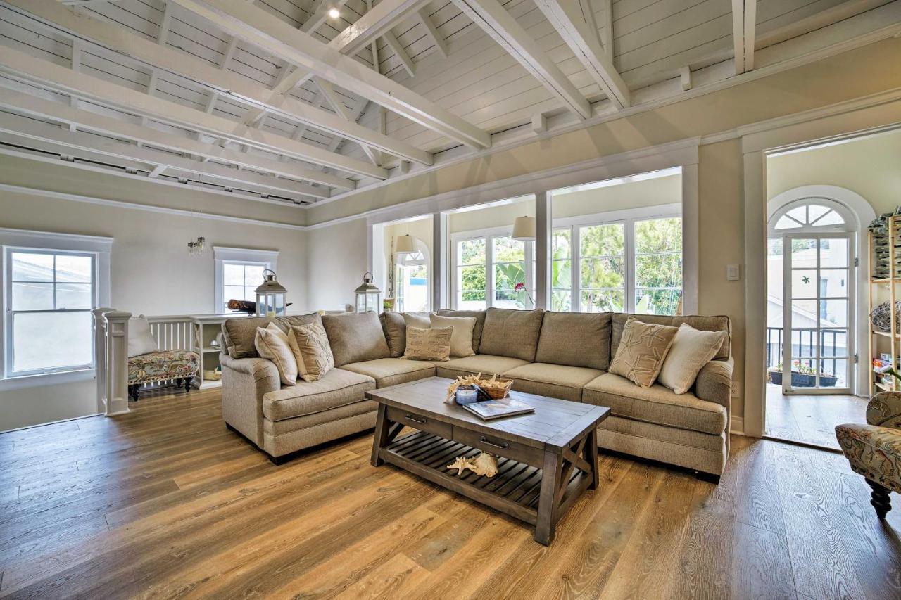 Charming Renovated Avalon Townhome, Walk To Beach! エクステリア 写真
