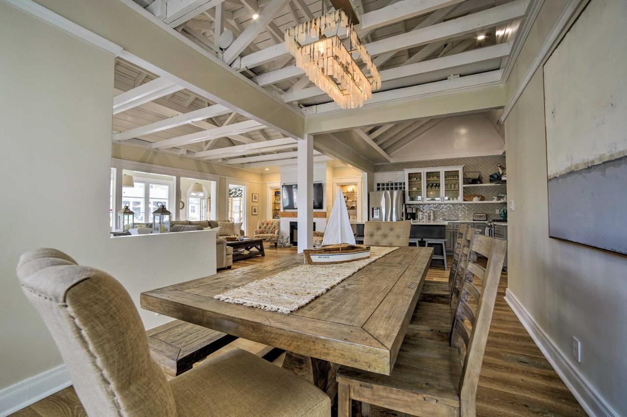Charming Renovated Avalon Townhome, Walk To Beach! エクステリア 写真