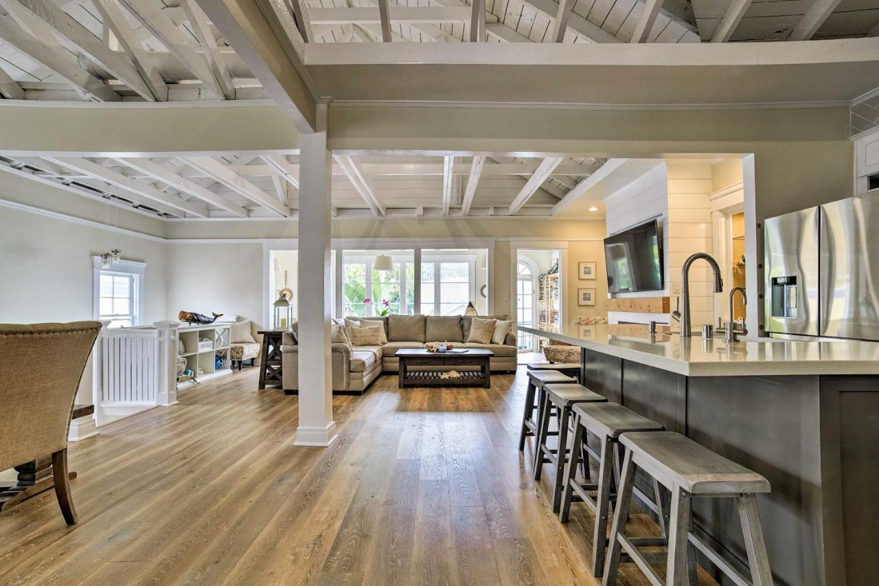 Charming Renovated Avalon Townhome, Walk To Beach! エクステリア 写真