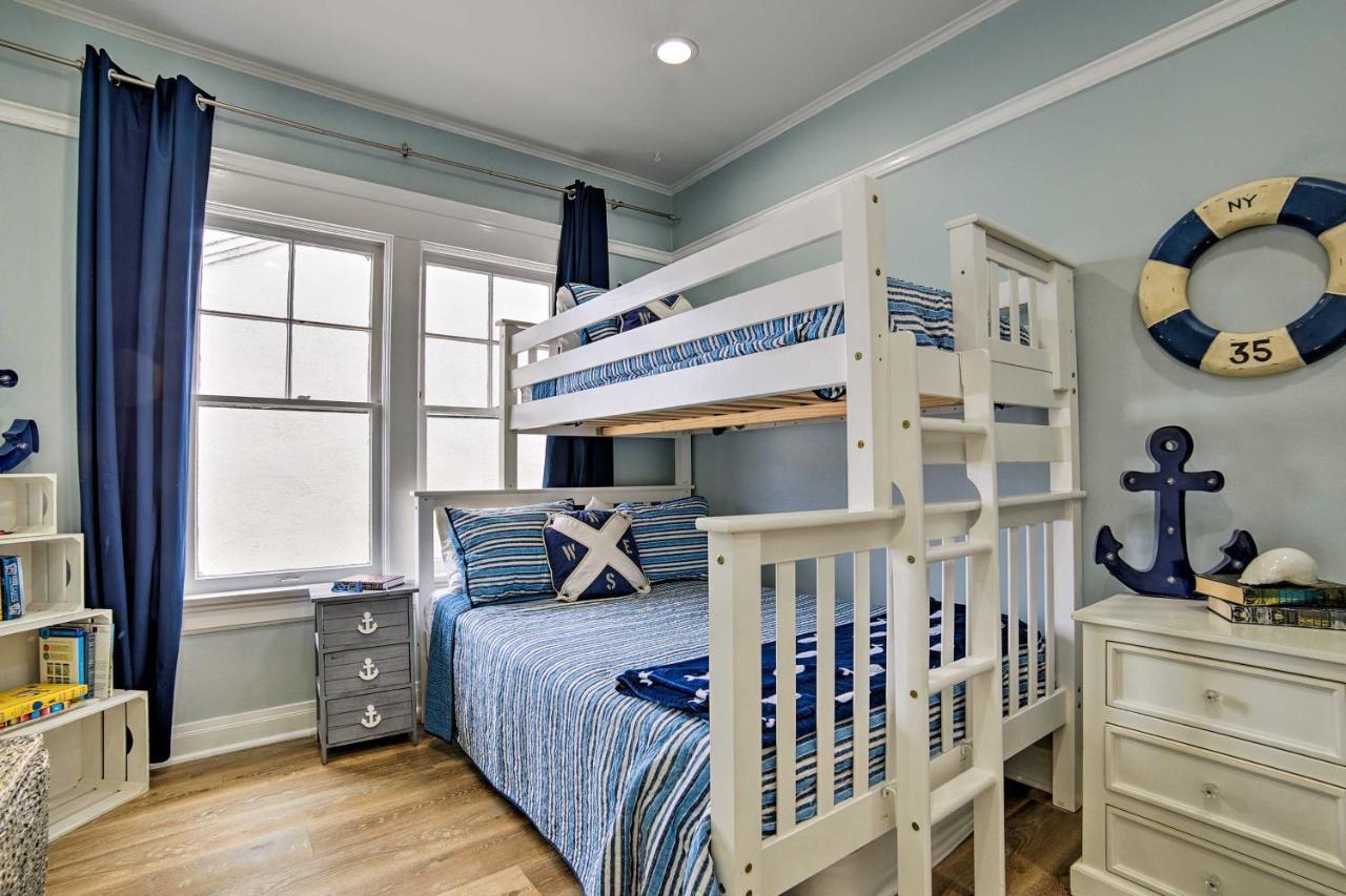 Charming Renovated Avalon Townhome, Walk To Beach! エクステリア 写真