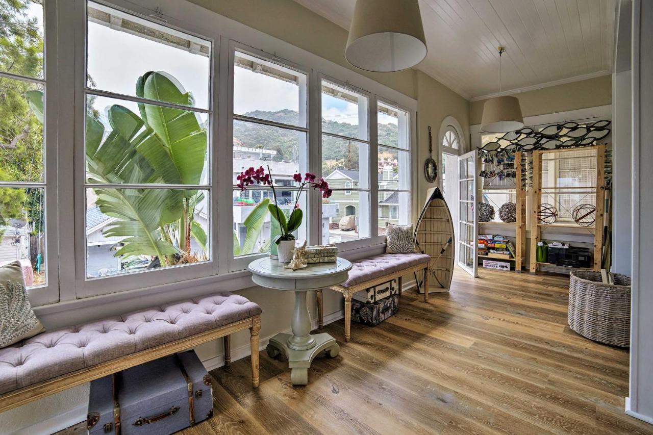 Charming Renovated Avalon Townhome, Walk To Beach! エクステリア 写真